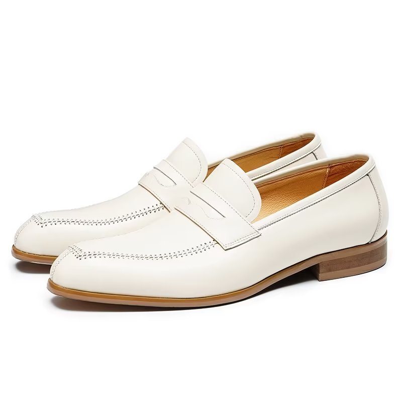 Miesten Juhlakengät Kohokuvioidut Elegance-slip-on-neliömäiset Mekkokengät - Valkoinen