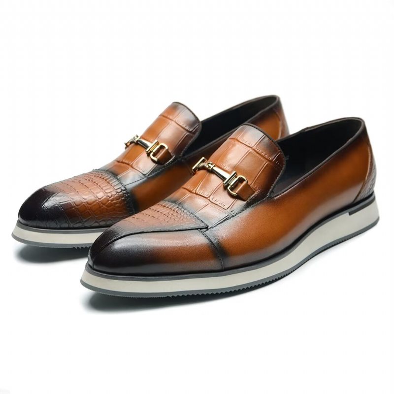 Miesten Juhlakengät Tyylikkäät Slip-on Tyyliset Mekkokengät - Ruskea