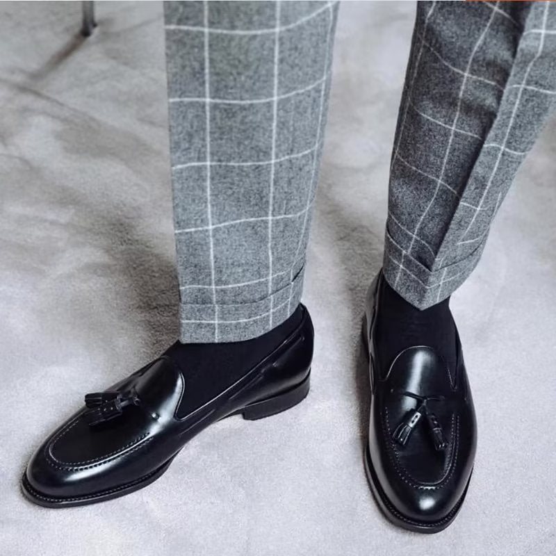 Miesten Juhlakengät Tyylikkäät Tassel Brogue -tyyliset Nahkaiset Oxford-kengät - Musta
