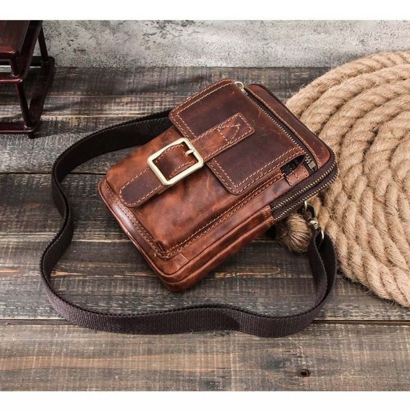 Miesten Olkalaukut Ylellinen Nahkainen Läpällinen Crossbody Laukku - Punaruskea