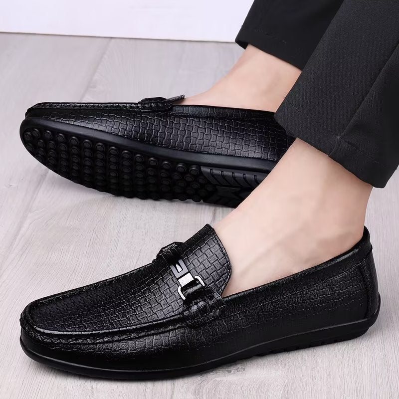 Miesten Vapaa-ajan Kengät Tyylikkäät Pu-slip-on Mokasiinit Metallistyylillä - Musta