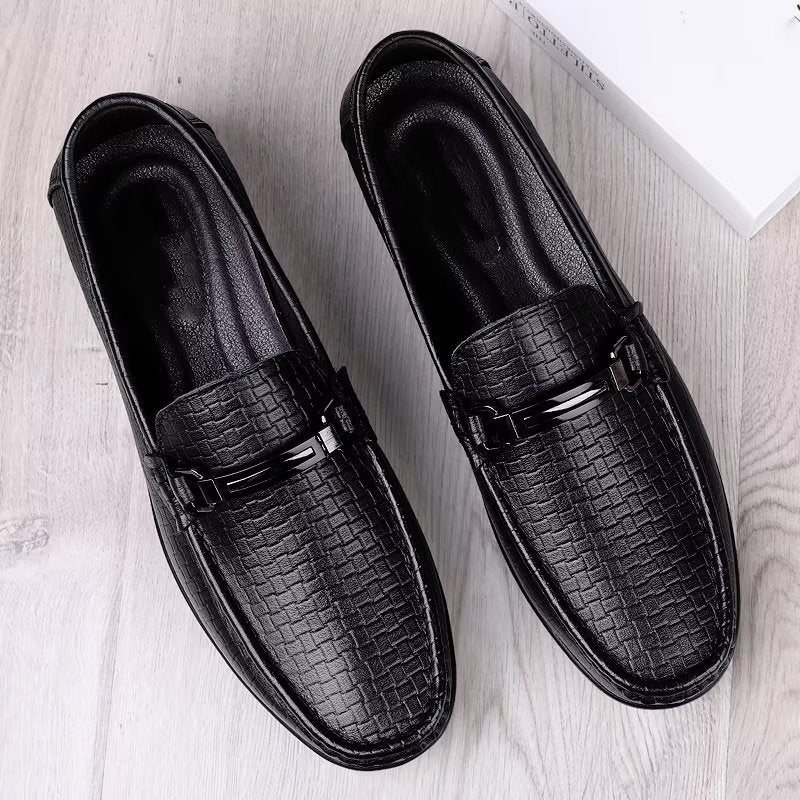 Miesten Vapaa-ajan Kengät Tyylikkäät Pu-slip-on Mokasiinit Metallistyylillä - Musta