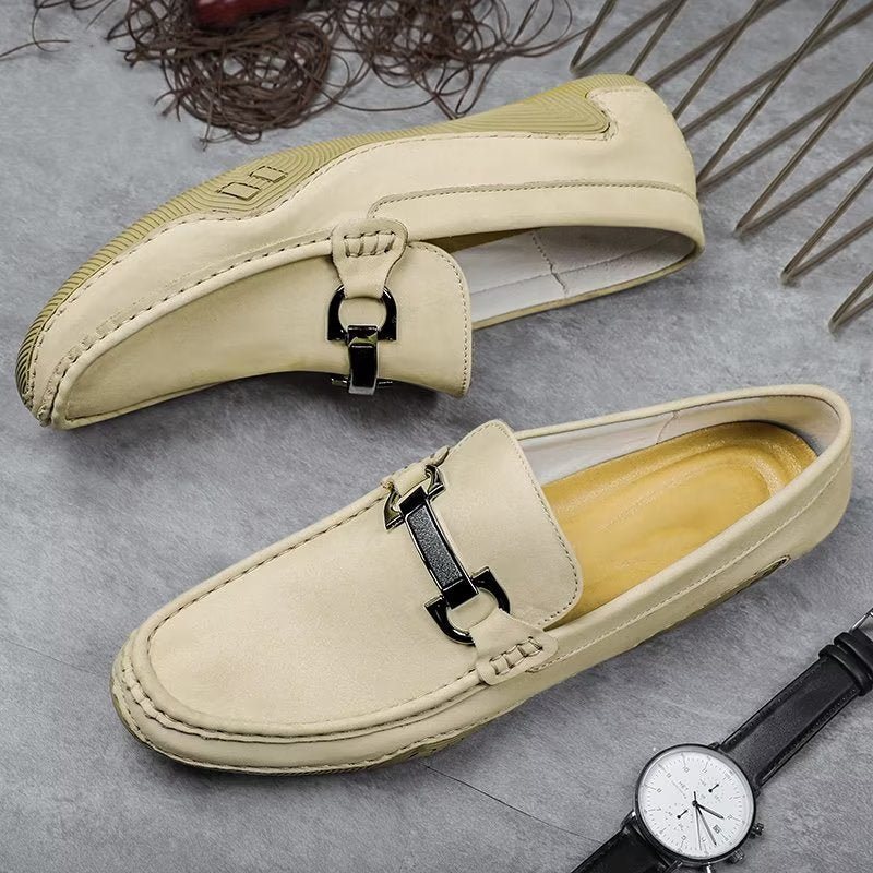 Miesten Vapaa-ajan Kengät Tyylikkäät Slip-on-loaferit Metallimuotilla - Beige